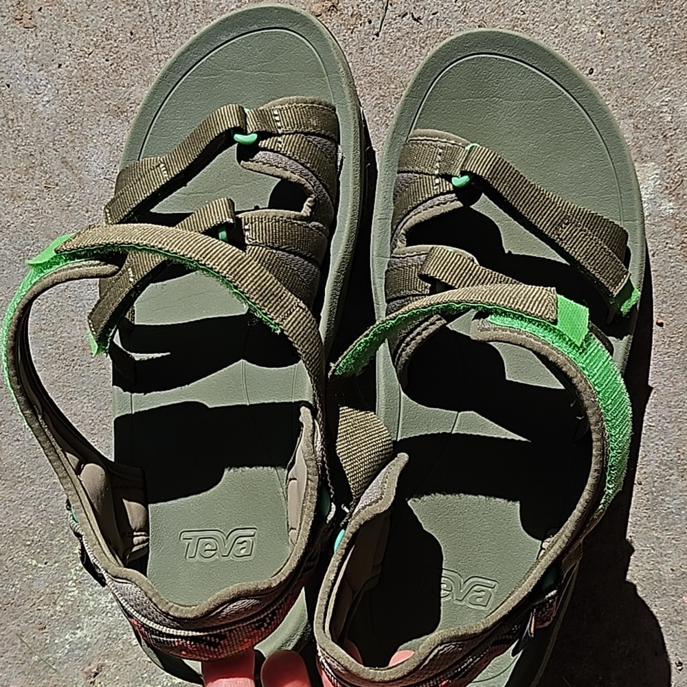 Teva Sandals - Picture 8 of 9